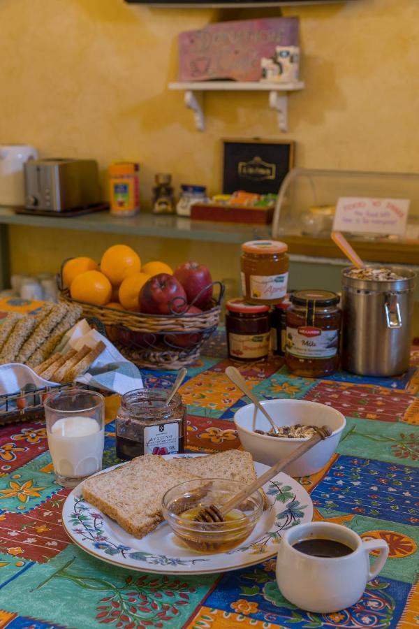 Hostel Caveland Karterados  Zewnętrze zdjęcie