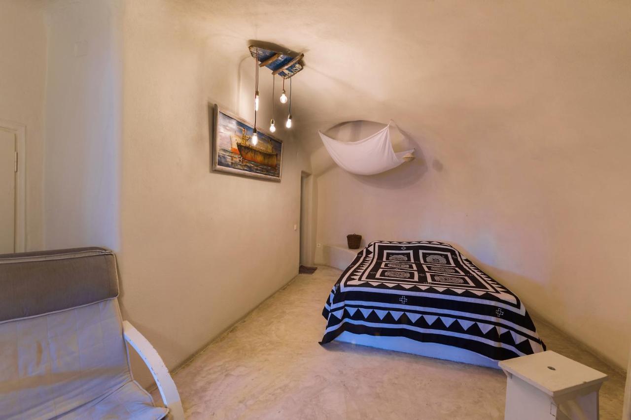 Hostel Caveland Karterados  Zewnętrze zdjęcie