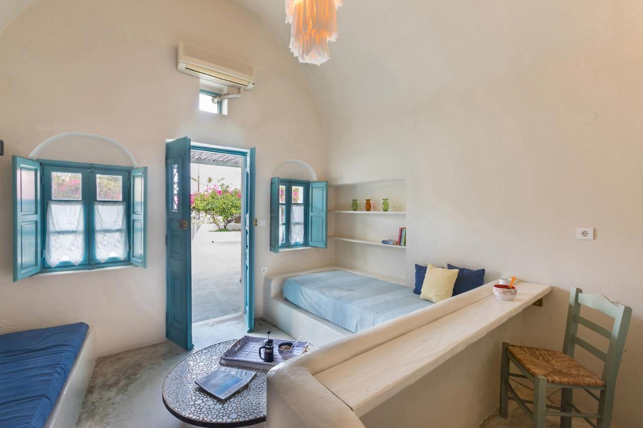 Hostel Caveland Karterados  Zewnętrze zdjęcie