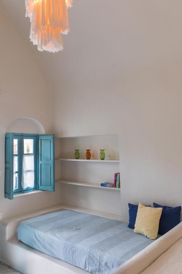 Hostel Caveland Karterados  Zewnętrze zdjęcie