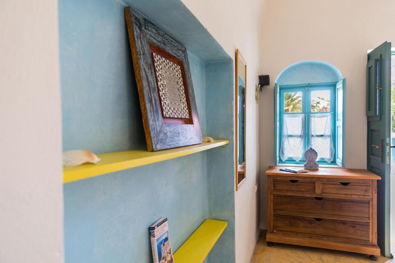 Hostel Caveland Karterados  Zewnętrze zdjęcie