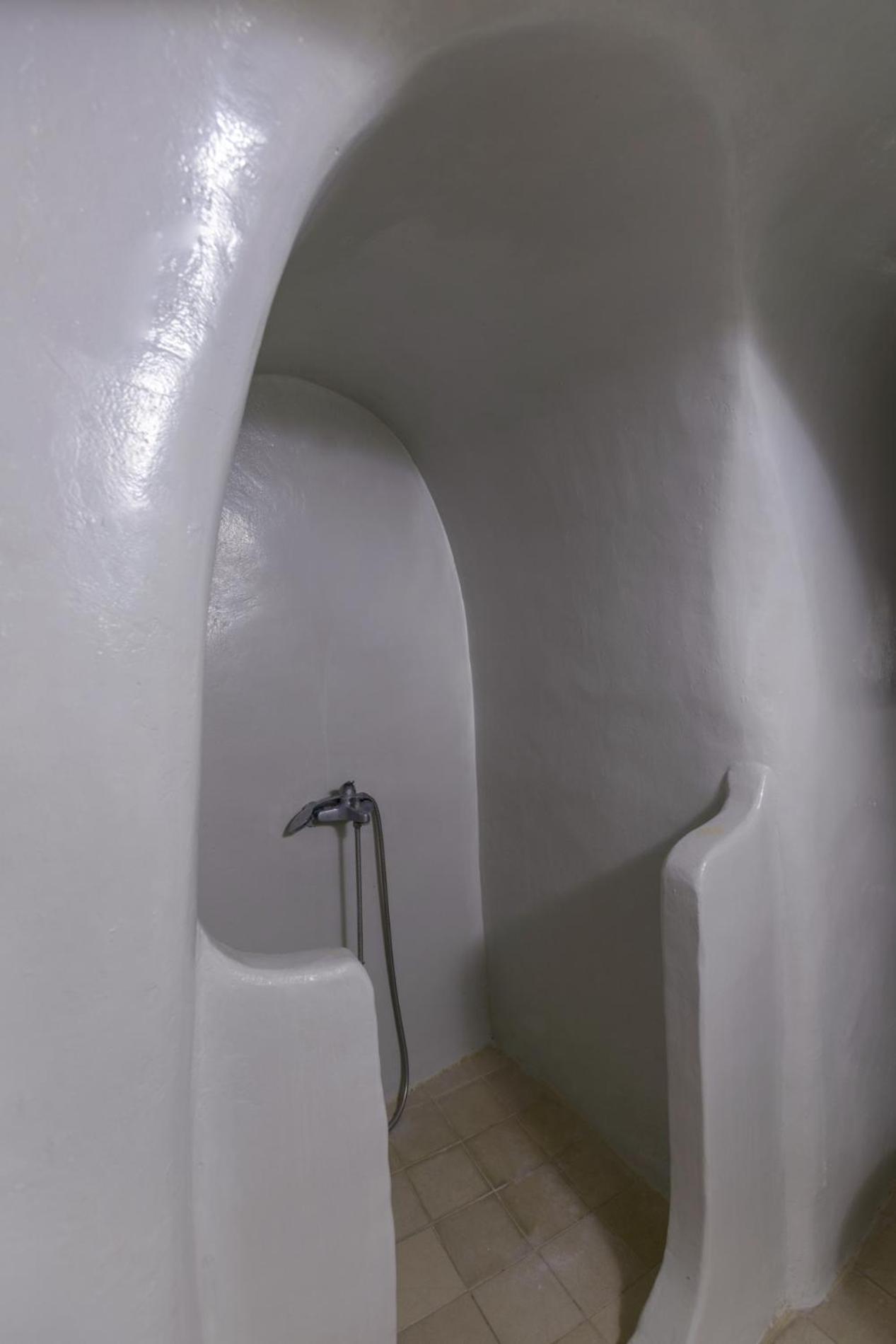 Hostel Caveland Karterados  Zewnętrze zdjęcie