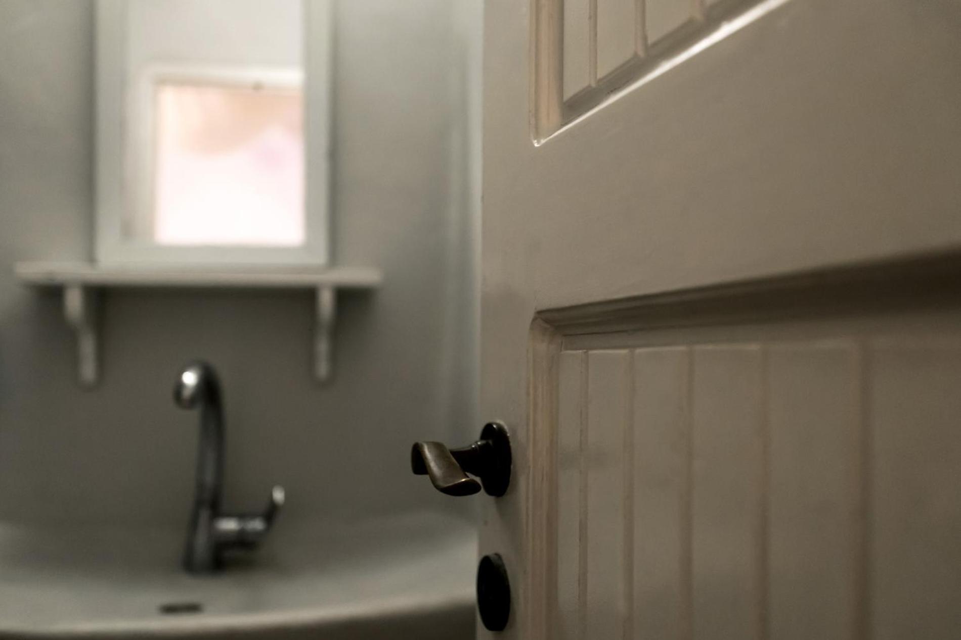 Hostel Caveland Karterados  Zewnętrze zdjęcie